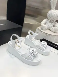 Chanel Spring and Summer New Camellia Sandals