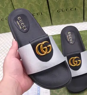 Gucci slippers