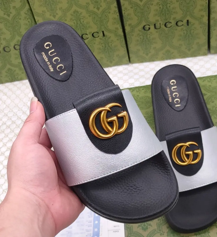 Gucci slippers