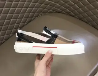 Burberry’s classic low-top sneaker for men