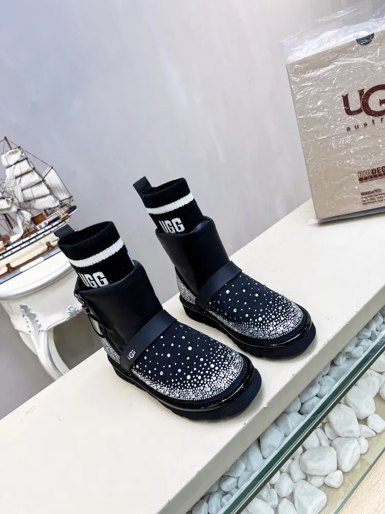 UGG new snow boots