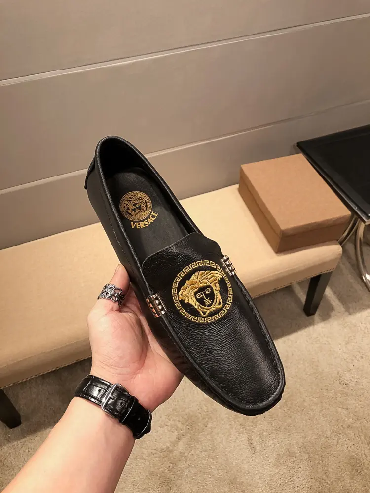 Versace four seasons trendy lychee pattern cowhide loafers