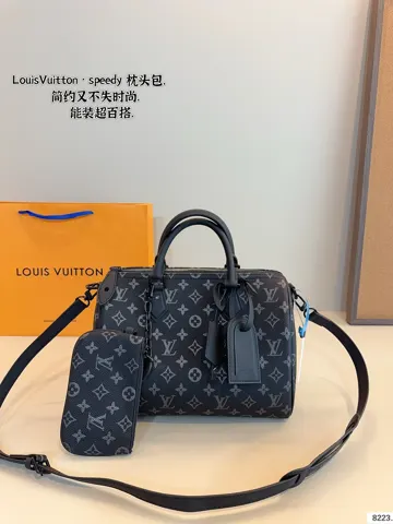 Louis Vuitton Speedy