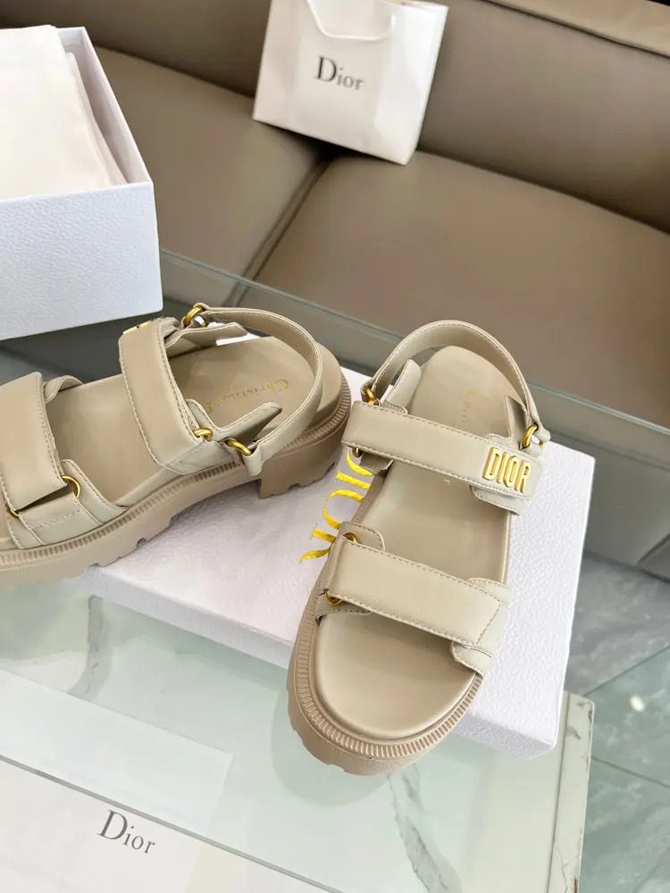 Dior thick-soled mid-heeled sandals Upper + lining: original custom materials