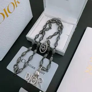 DIOR New Dior necklace Original goods New counter model