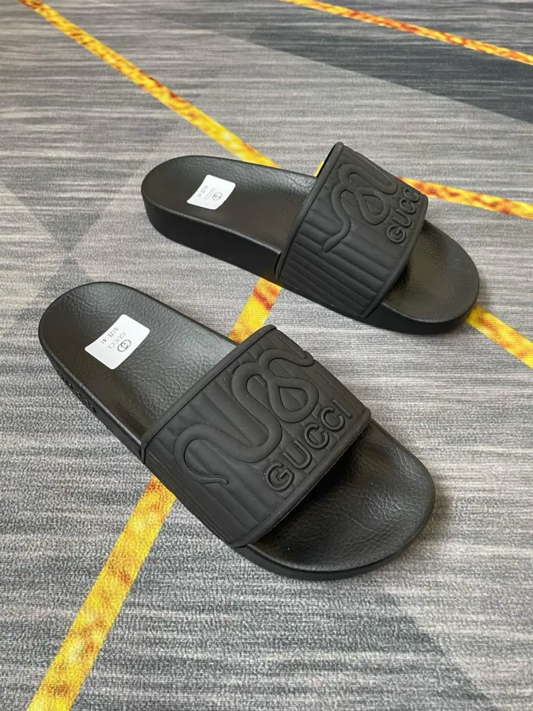 Gucci couple flip flops