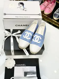 Chanel Navy Style Fisherman Shoes Top Edition The inner lining and foot pads