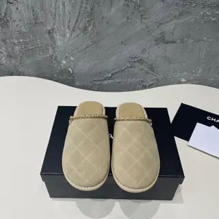 Chanel diamond chain Sheep lining flat bottom half-slippers