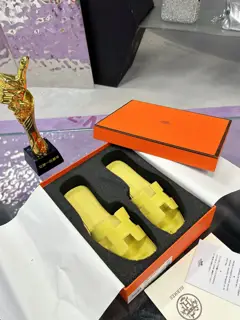 Hermès H slippers