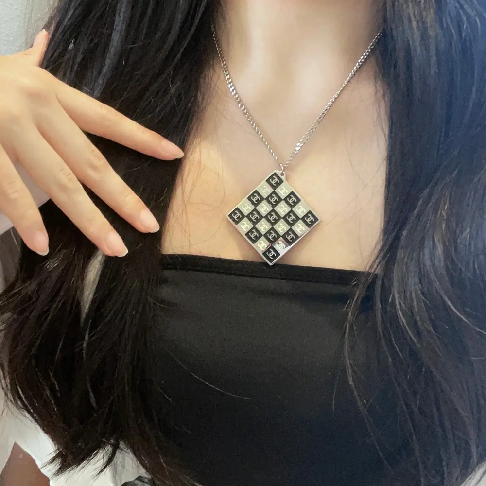 Chanel vintage necklace
