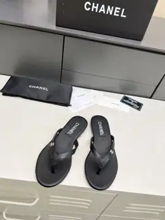 Chanel leather flip-flops I am really moved by this shoe when it is first released I like