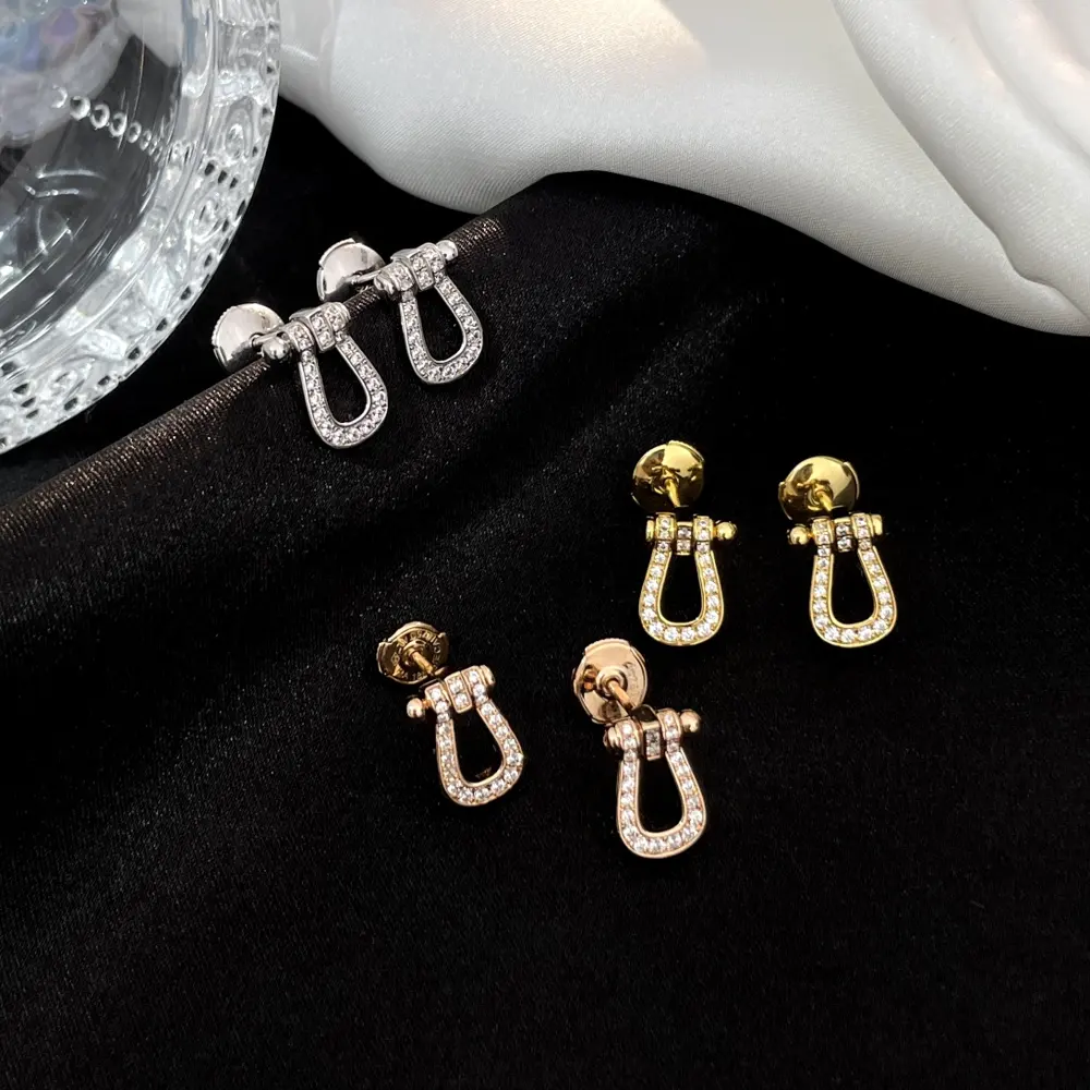 FRED Horseshoe earrings medium version