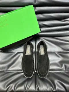 BOTTEGA VENETA new men’s velvet casual slip-on loafers