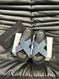 Givenchy classic men’s slippers