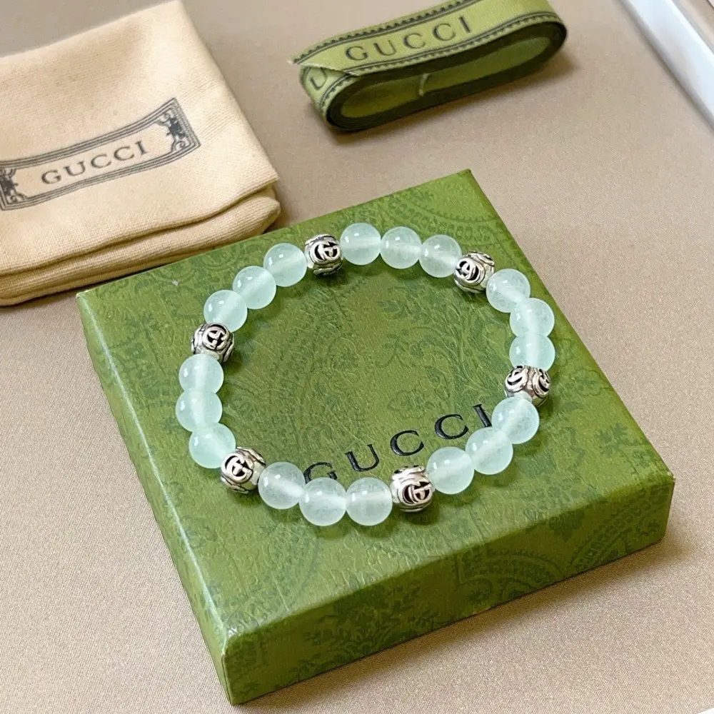 Gucci bracelet same style for men and women The latest crystal stone bracelet is of higher