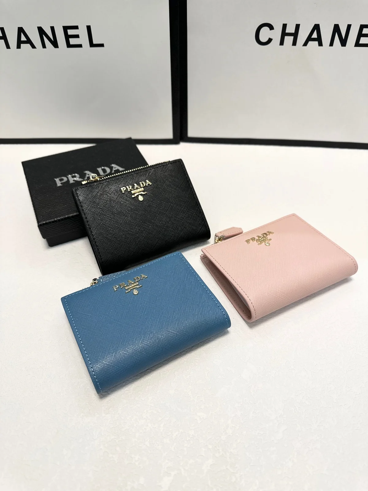 prada Wallet