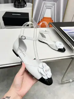 Chanel sandals series