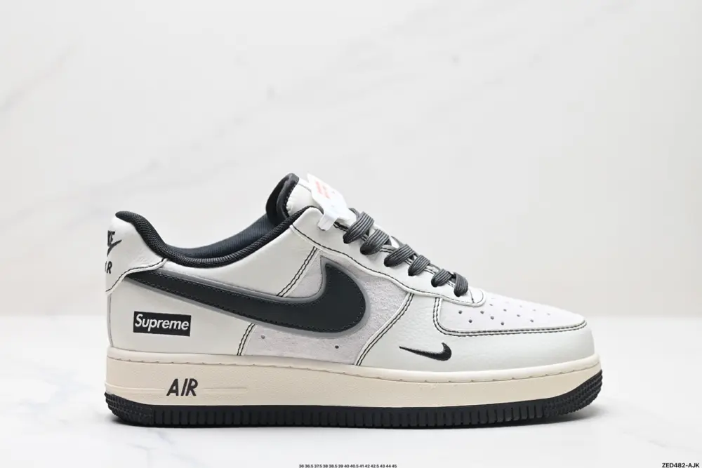 NIKE AIR FORCE 1’07 Sneakers XZ6188-018