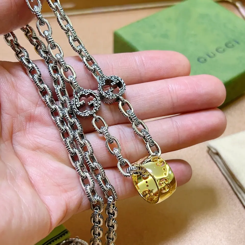 The latest Gucci necklace