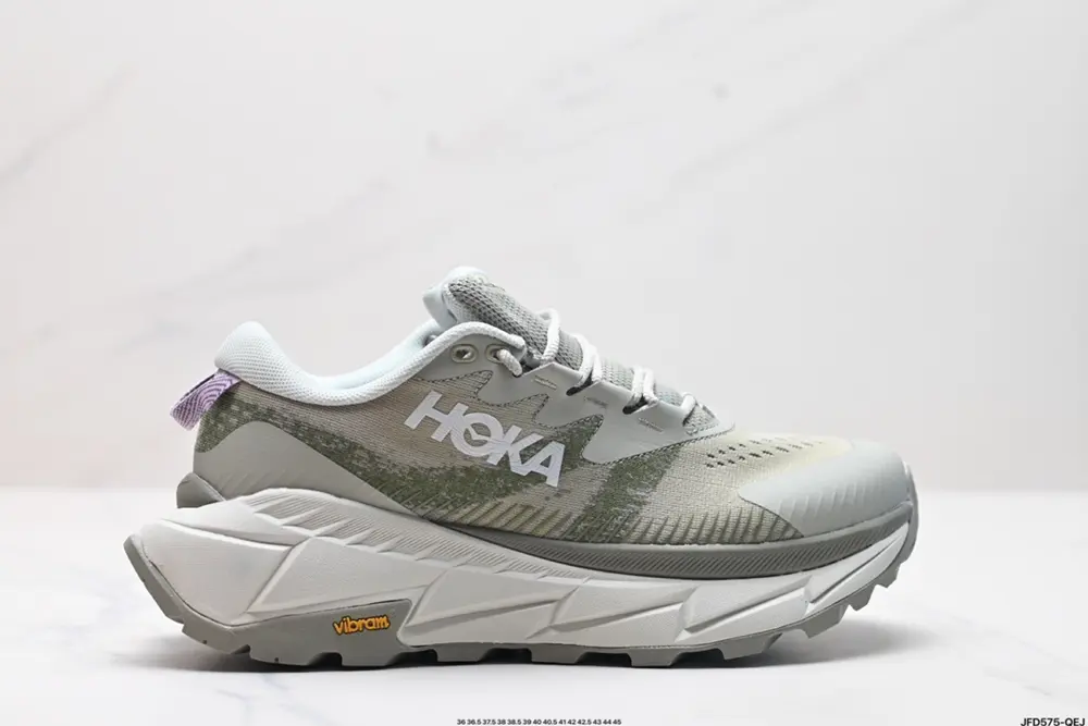 The HOKA brand comes from the Maori language of New Zealand. HOKA means earth 1141610