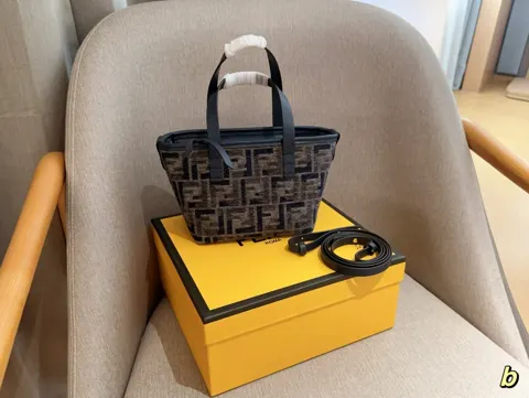 Fendi Tote