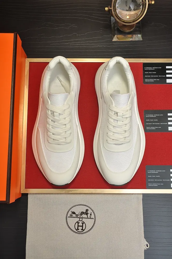 Hermès couple sports shoes