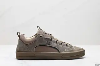 CAT men’s casual leather shoes