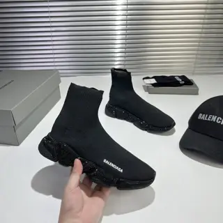 Balenciaga Glitter single shoes are launched globally Instagram