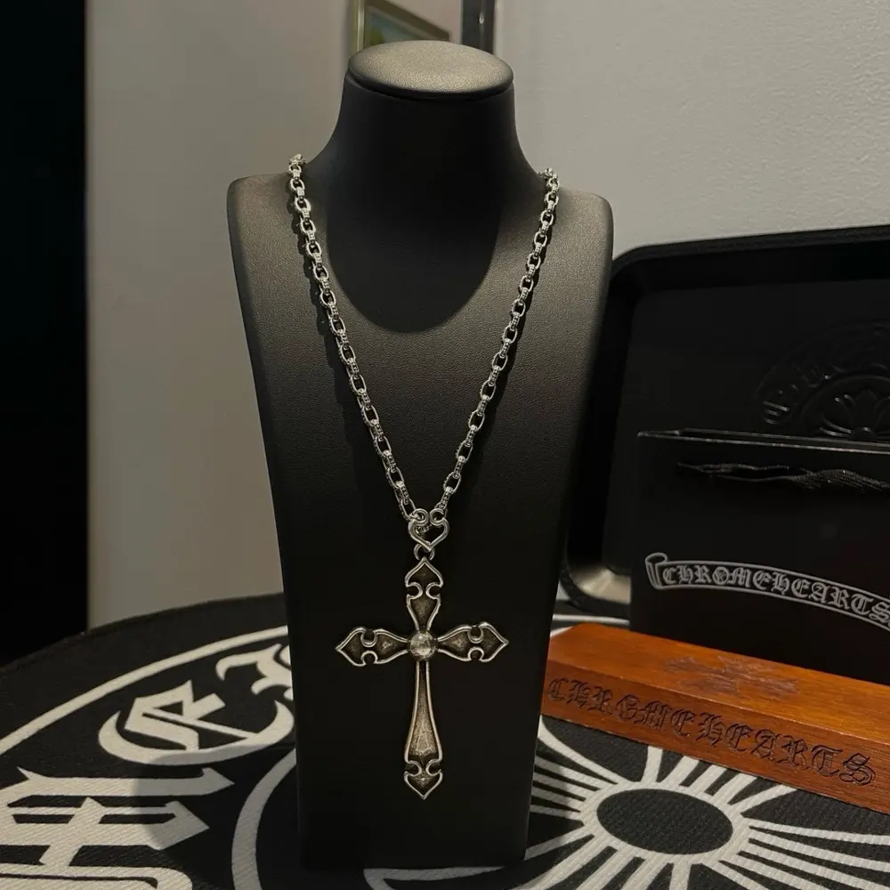 Chrome Hearts Classic Vintage Cross Necklace Large Cross Pendant