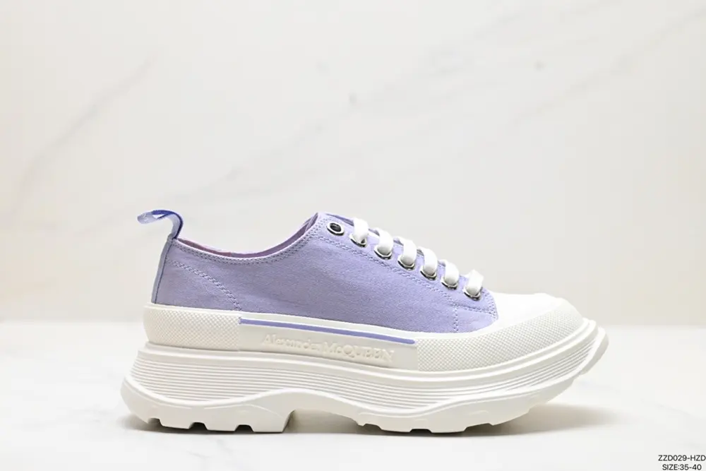 Alexander McQueen Tread Slick Artistic wear-resistant and non-slip lace-up ankle-length