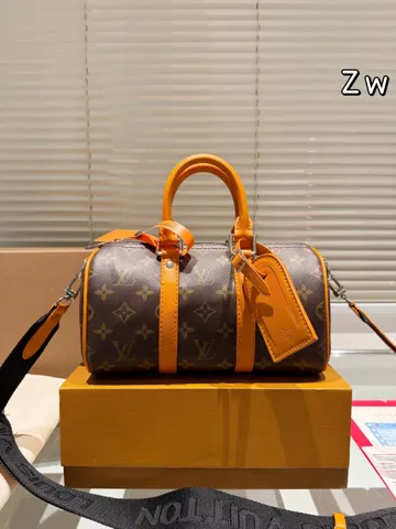 Louis Vuitton Speedy