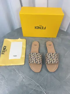Fendi flat slippers