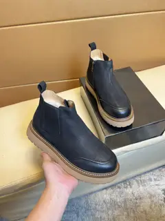 UGG modern sports shoes