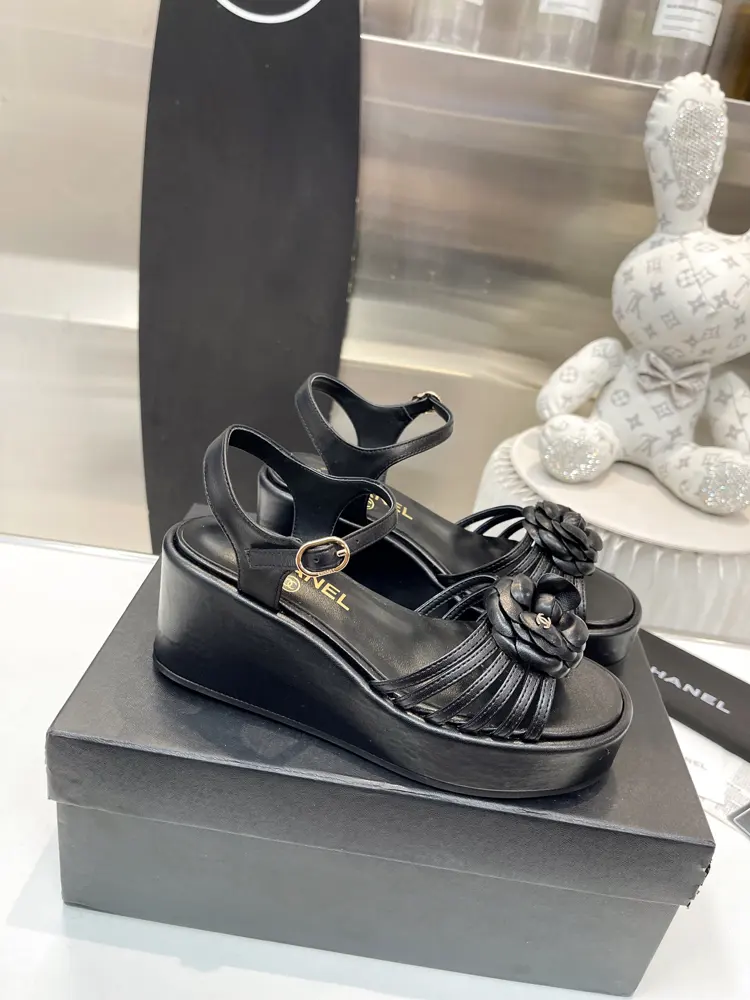 Chanel Spring and Summer New Camellia Sandals