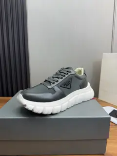 Prada casual sports shoes imported original cowhide stitching imported mesh