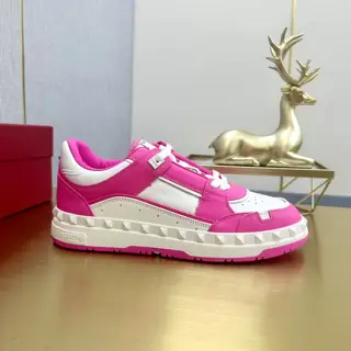 Valentino’s latest fashion shoes