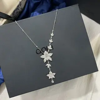 Apm monaco long flower silver necklace women’s sweater chain autumn and winter new year