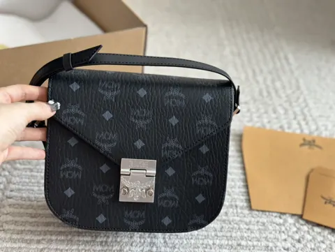 MCM Saddle