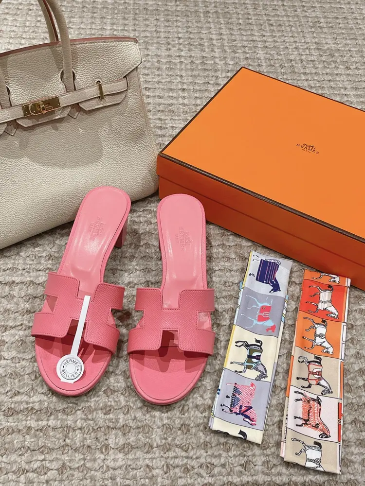 Hermes Palm print Heels