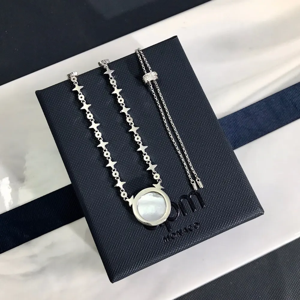Apm monaco thick chain mother-of-pearl necklace