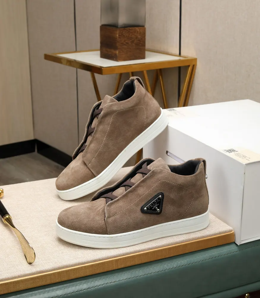 Prada casual shoes upper Italian imported calfskin breathable leather lining @ suitable for
