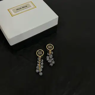 miumiu earrings