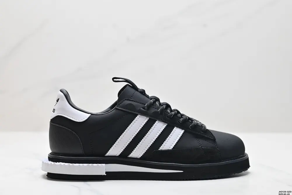 Adidas Originals Campus “MFX REBOOT” Casual Sneakers This classic shoe style GX1352