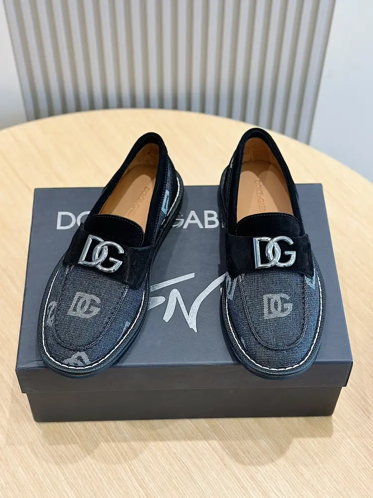 Dolce & Gabbana New Florio series soft suede moccasins