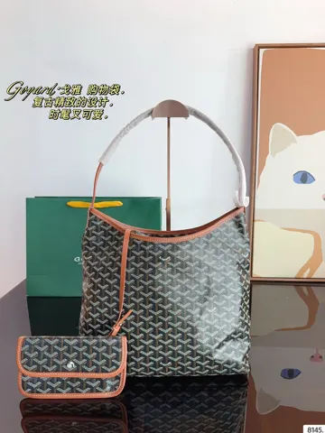 Goyard Tote