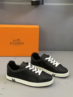Hermès – Lining: water-dyed cowhide Shoes