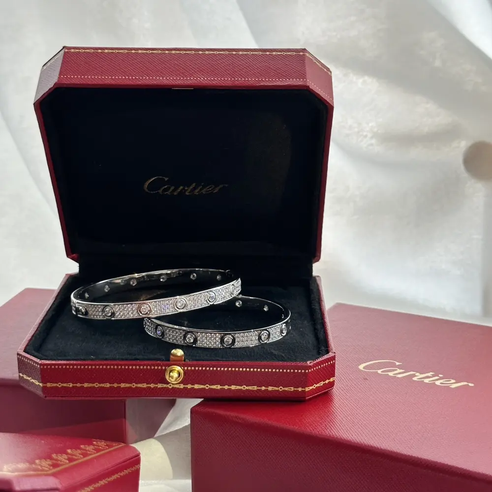 Cartier couple’s model Gypsophila bracelet Hand-inlaid with 888 top-grade imported
