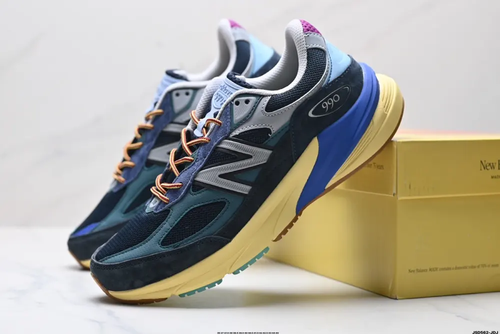 New Balance New Balance Made in USA M990V3 three-generation series low-top American-made M990NV6
