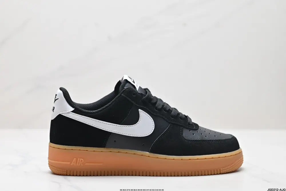 NIKE AIR FORCE 1’07 LV8 Sneakers FQ8714-004