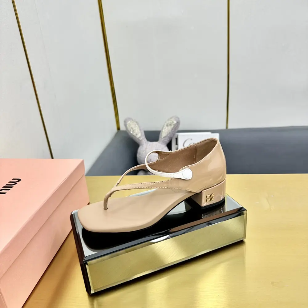 Miu Miu Miu / Miu 25ss catwalk model Heels